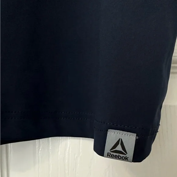 Reebok Men's Navy and Red Graphic Tee - Picture 5 of 12